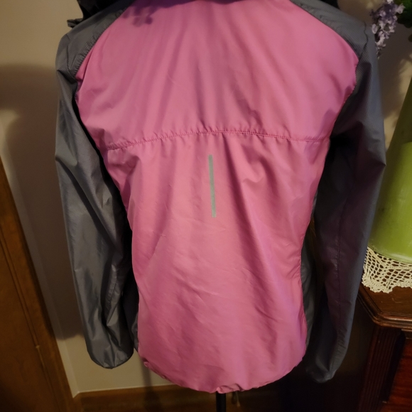 Nike Running Windbreaker - Picture 10 of 10